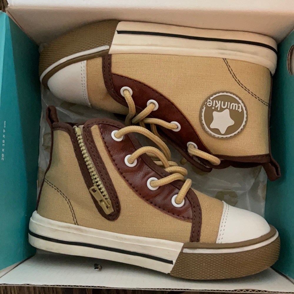 Twinkie children’s high top